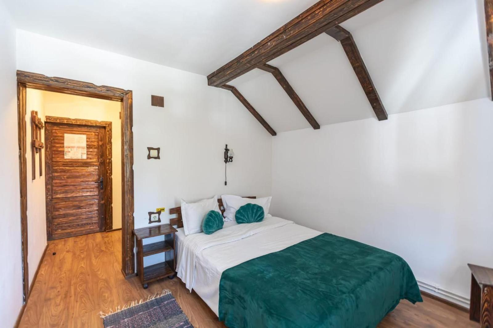 Casa Valasoaia Săcele Eksteriør bilde